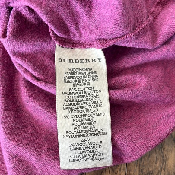 Authentic Burberry Brit Purple Graphic Logo T-Shirt - Picture 6 of 6